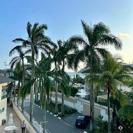 Apartamento Pe Na Areia Praia Tombo Guaruja Exterior photo