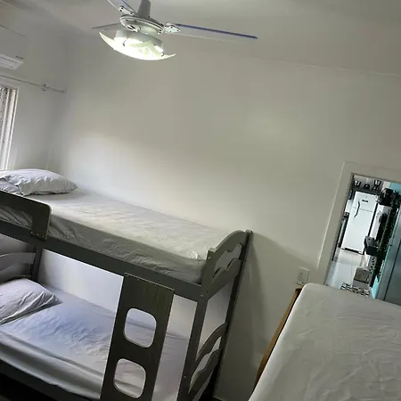 Apartamento Pe Na Areia Praia Tombo Guaruja Exterior photo