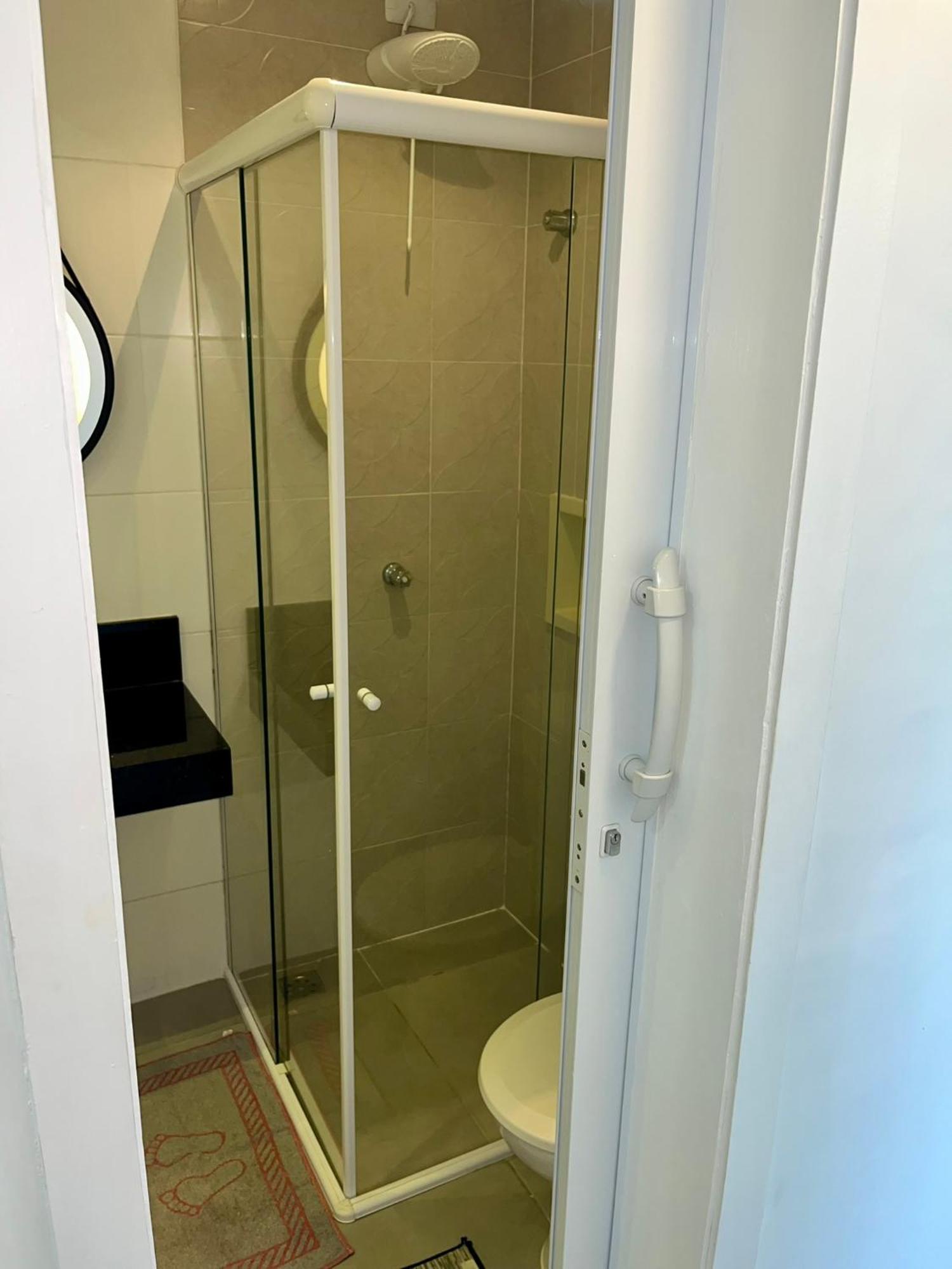 Apartment Pe Na Areia Tombo Guaruja