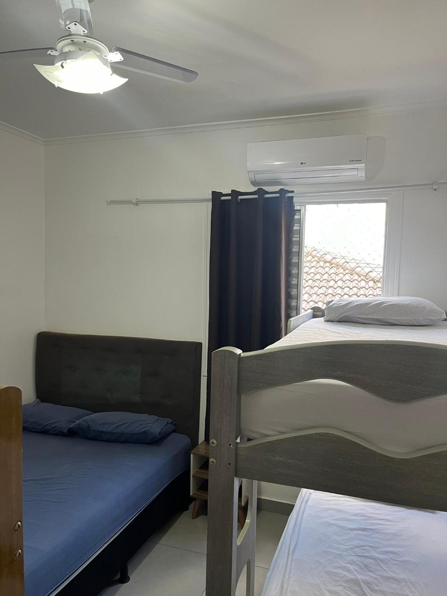 Apartment Pe Na Areia Tombo Guaruja