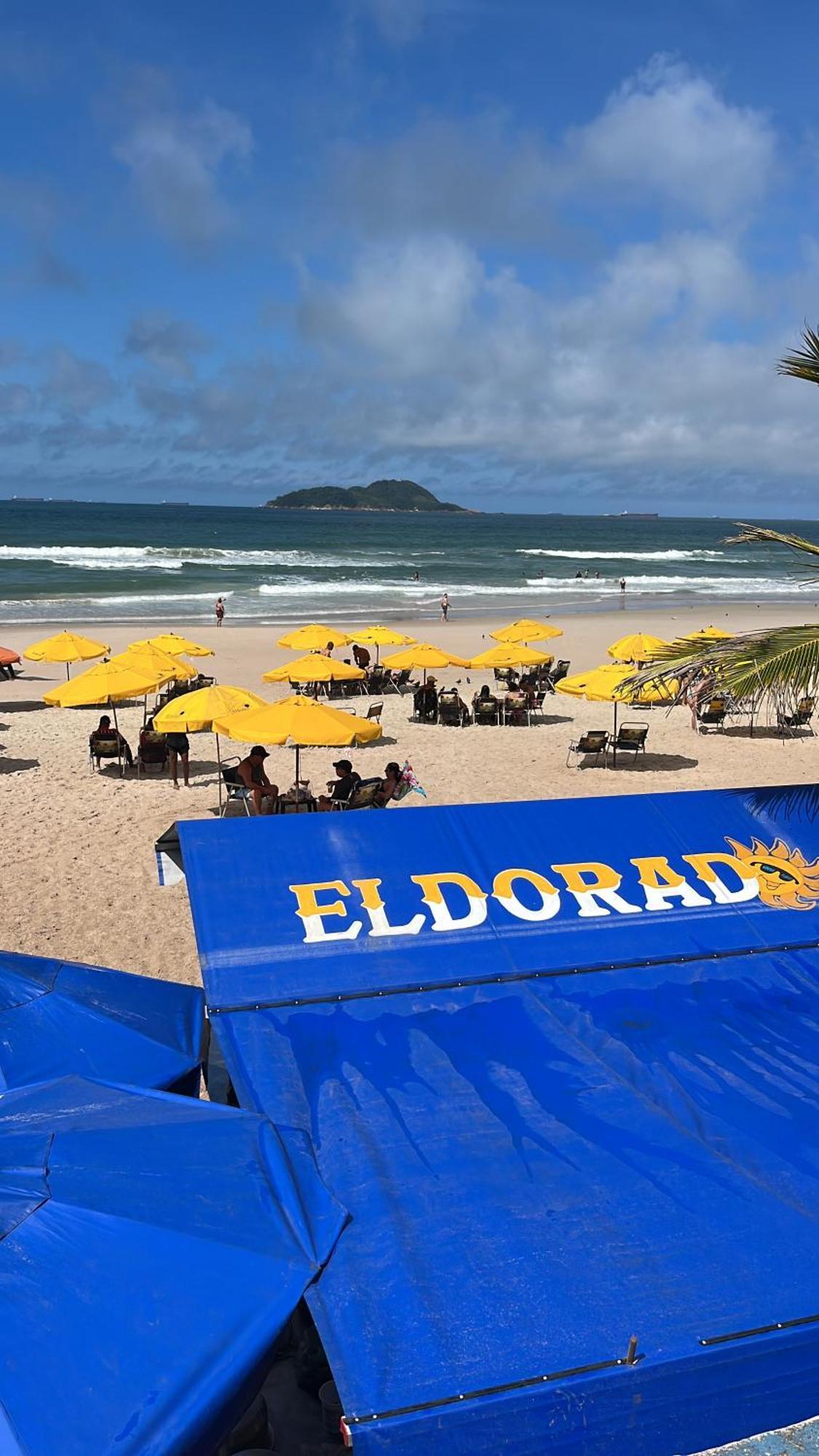 Pe Na Areia Tombo * Guaruja